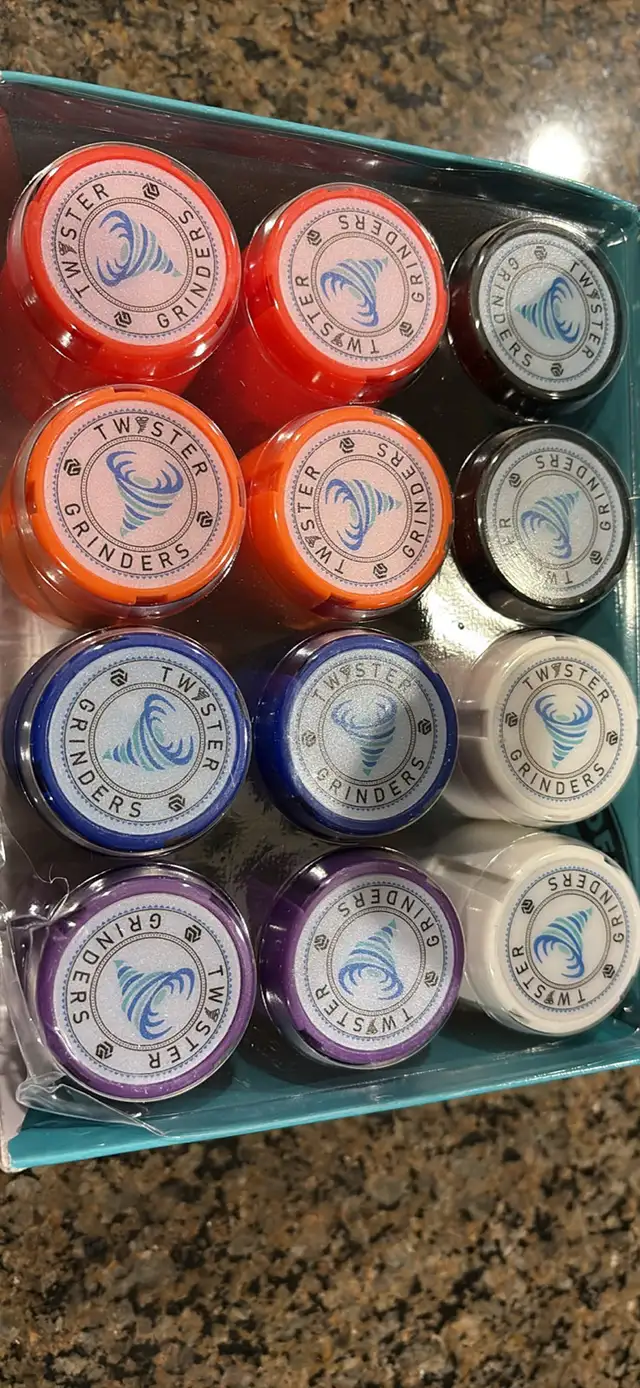 Plastic grinder jar and storage65049620029571121