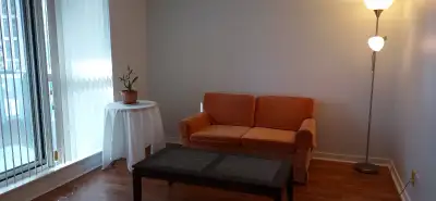 Bright and furnished 1-bedroom unit with one or two queen-size beds, suitable for students, single p...