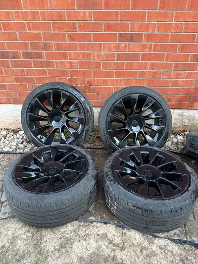 Selling a Set of OEM 20” Tesla Model Y Performance Rims on Goodyear Tires. 2 Tires are done, 2 tires...