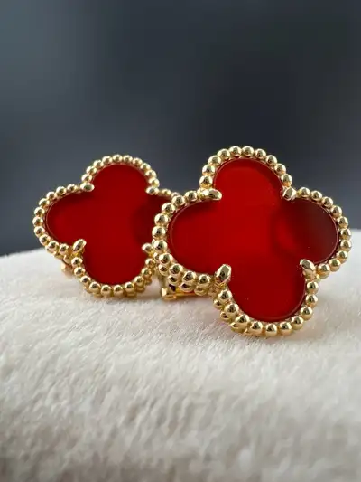 Van Cleef & Arpels Earrings, 1:1, Carnelian, View more