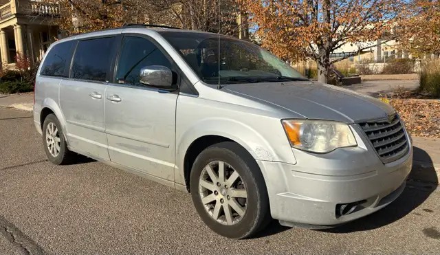 2008 Chrysler Town&Country Van