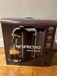 Cafetière Nespresso Vertuo Plus - Neuve
