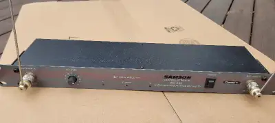 Microphone Headset Crown CM311/E & Samson Concert series III, View more