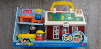 Fisher price little people play’n’go