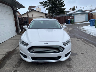 2014 Ford Fusion Hybrid 