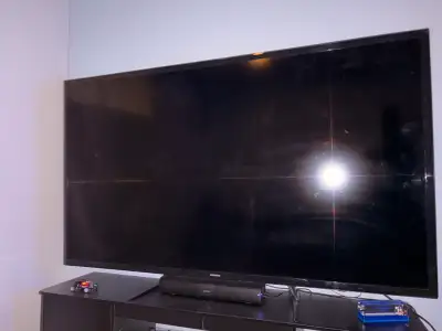 smart TV Samsung 65’, View more