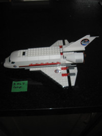LEGO City #3367 Space Shuttle~Complete Fig inside Ship