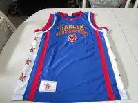 Harlem globetrotters basketball jersey, youth medium