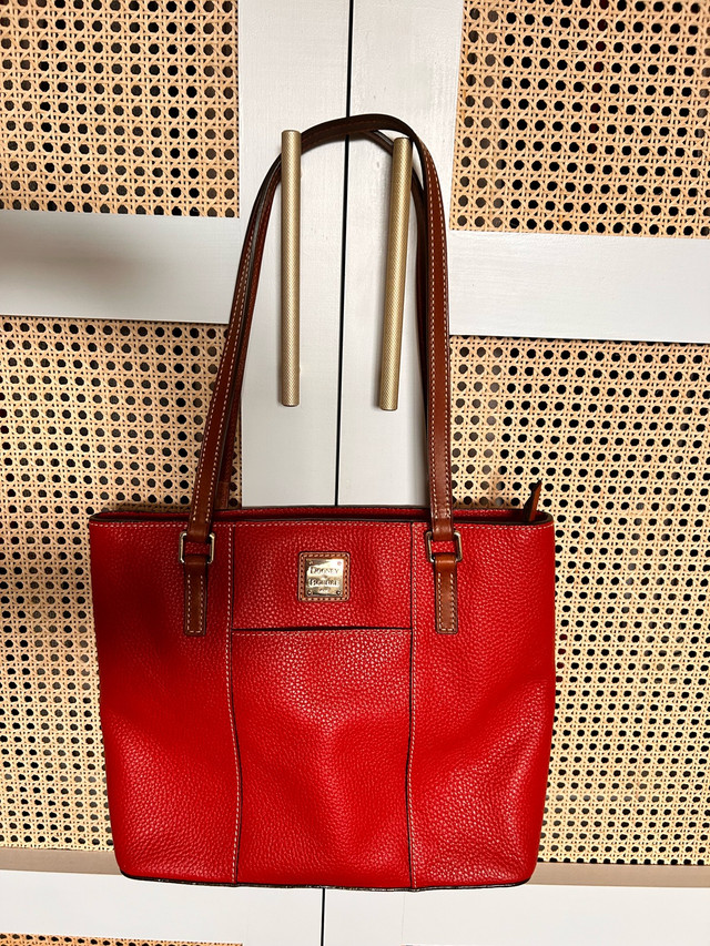 Dooney & Bourne Leather Bag in Bags & Luggage in Hamilton - Image 3