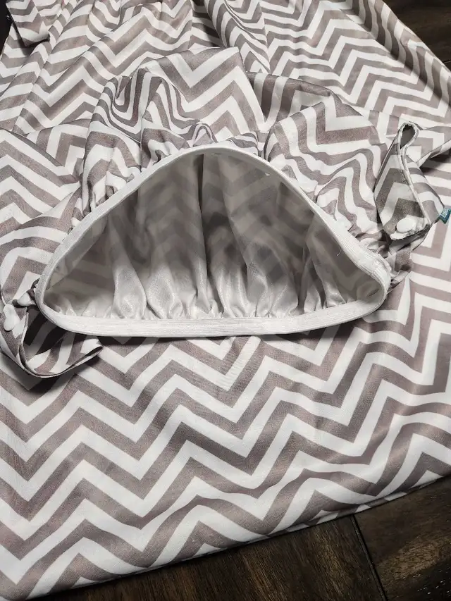 2 Teamoy Grey and White Stripped Diaper Pail Bags in Bathing & Changing in Edmonton - Image 4