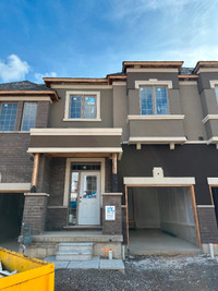 Brand new 3 bdrm townhouse for rent In Brantford