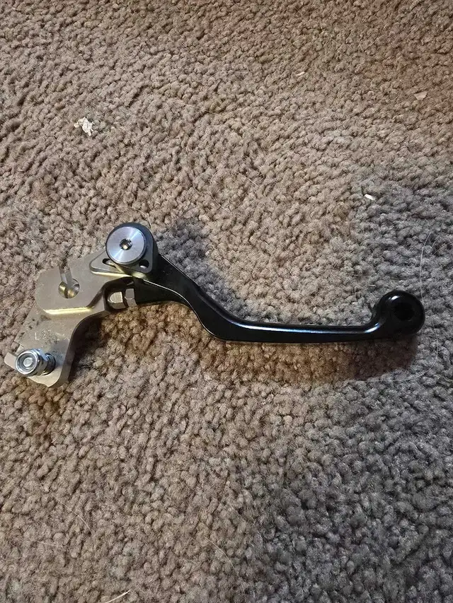 2024 Suzuki DR 650cc parts in Motorcycle Parts & Accessories in Hamilton - Image 11