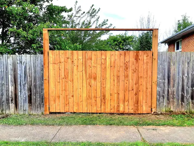 Pavs Post, Fence and Deck Installation & Repair in Fence, Deck, Railing & Siding in St. Catharines - Image 6