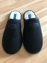 Men’s Black Suede Slippers Size Large 11/12 $15 firm like new