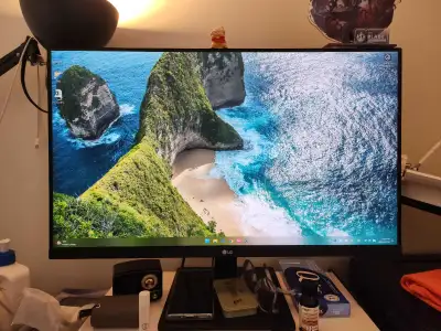 LG 27MP500 Monitor, View more
