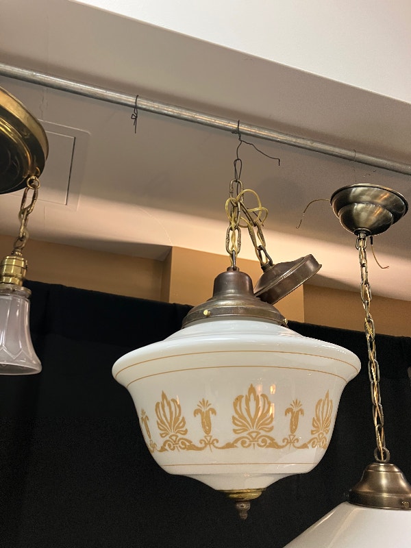 Vintage stencilled schoolhouse light fixture. Great shape Arts