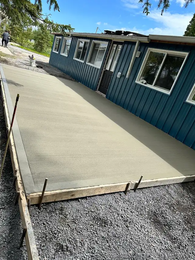 JLemus Concrete442454139889920003