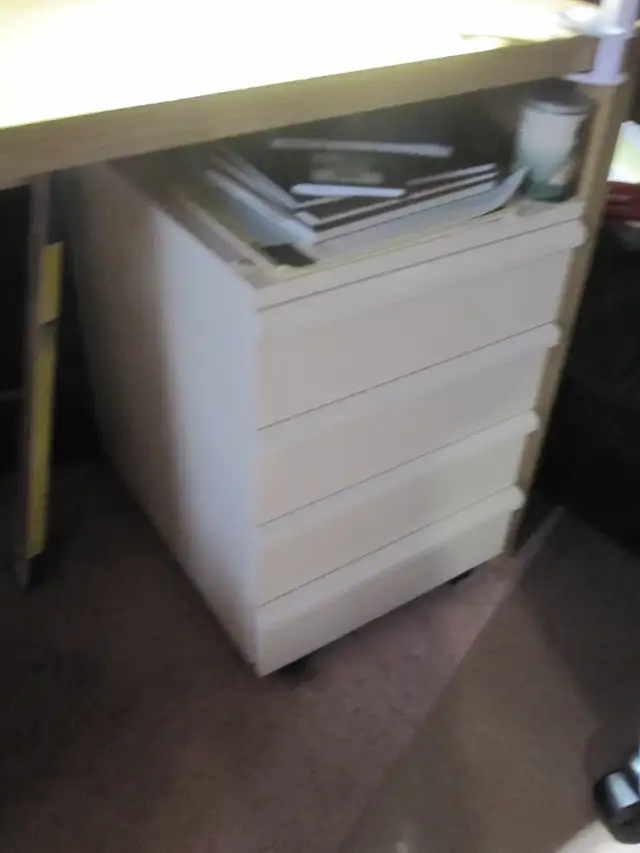 FS: a good IKEA student desk with hutch, table lamp and others in Desks in Ottawa - Image 4