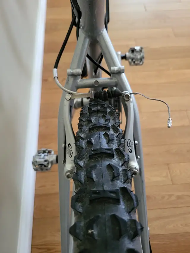 Rocky Mountain Hammer Race in Mountain in Kelowna - Image 9