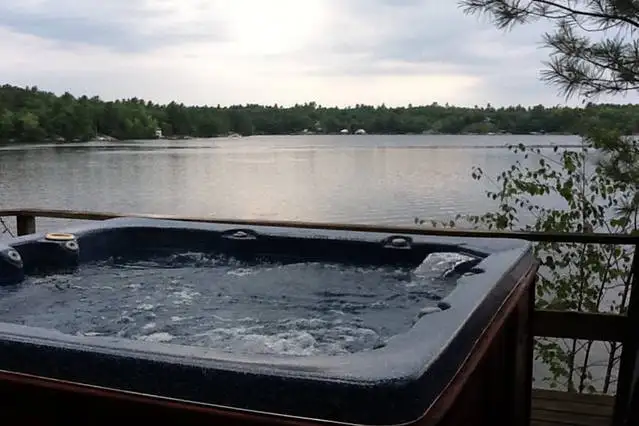 Muskoka waterfront cottage, with hottub and fire pit in Ontario in Canada - Image 2