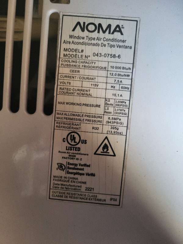 NOMA 10000 btu window air conditioner in Other in Hamilton - Image 3