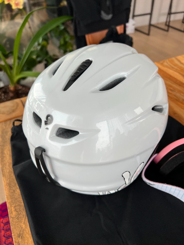 Casque de ski et lunette GIRO pour fille dans Ski  à Ville de Montréal - Image 4