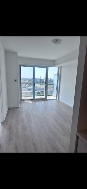 1 bedroom plus den available for rent from May 1 Kennedy/401 in Long Term Rentals in City of Toronto - Image 4