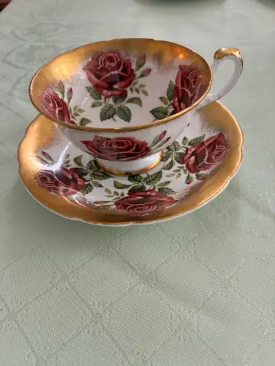 Rare Vintage Paragon teacup and saucer with pink cabbage roses, View more