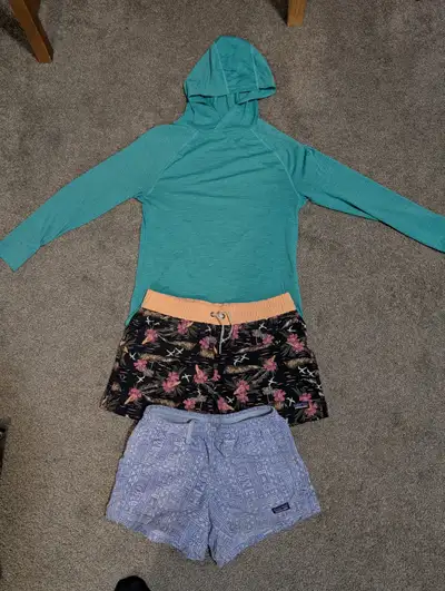 Patagonia capilene cool sun hoody + "Baggies" shorts, View more