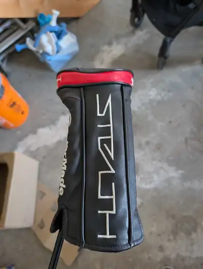 TaylorMade stealth plus 9 ° driver, View more