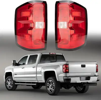 Tail lights Came off 2016 Chevrolet Silverado 2500 $50