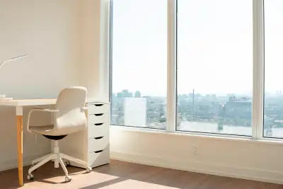️ ALL-INCLUSIVE FURNISHED 1-BEDROOM FOR RENT | RIGHT ACROSS FROM U OF T Prime Downtown Toronto Locat...