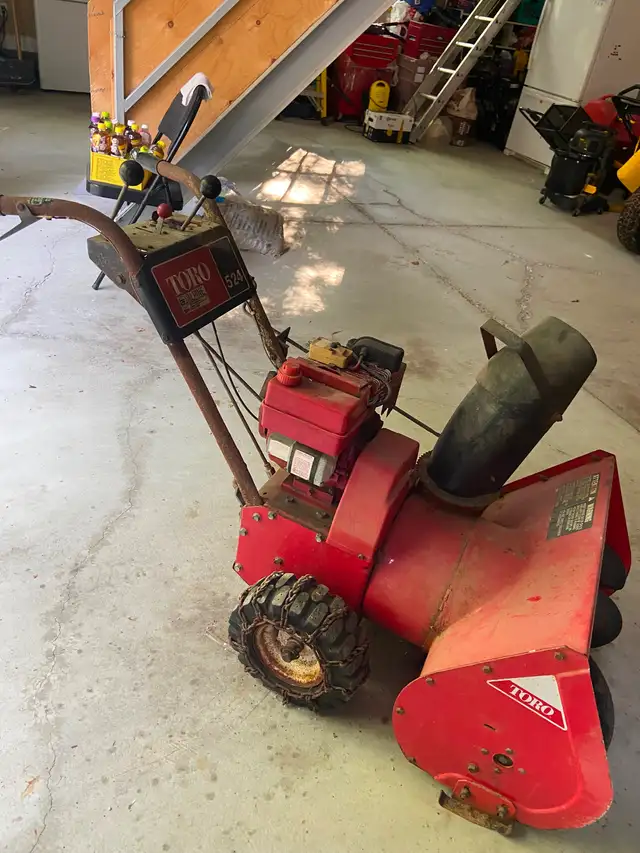 Toro Alpine 524 Snowblower in Snowblowers in Markham / York Region - Image 5