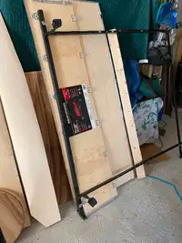Reduced Metal bed frame twin,double,queen 50$pick up Aulac NB