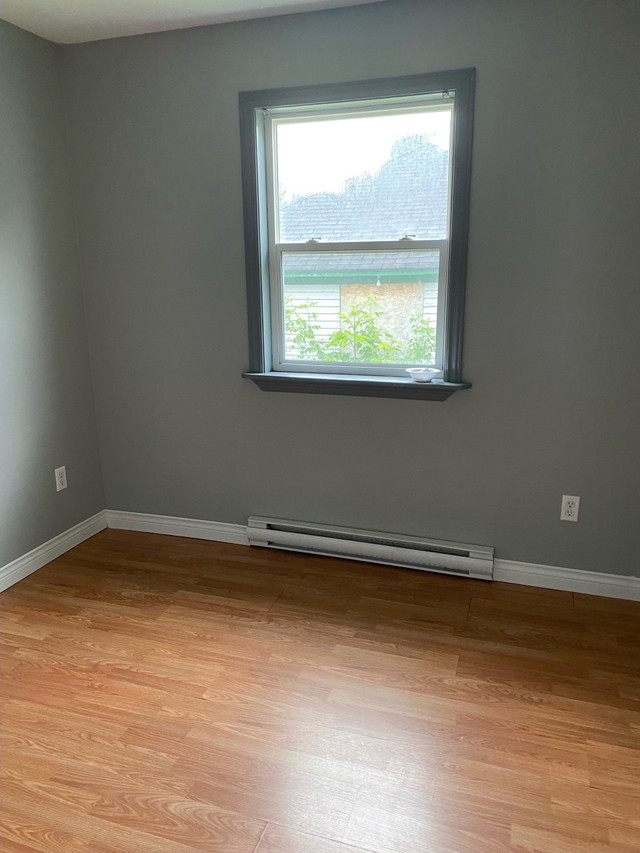 One Bedroom Chatham Heat & Lights Included Long Term Rentals