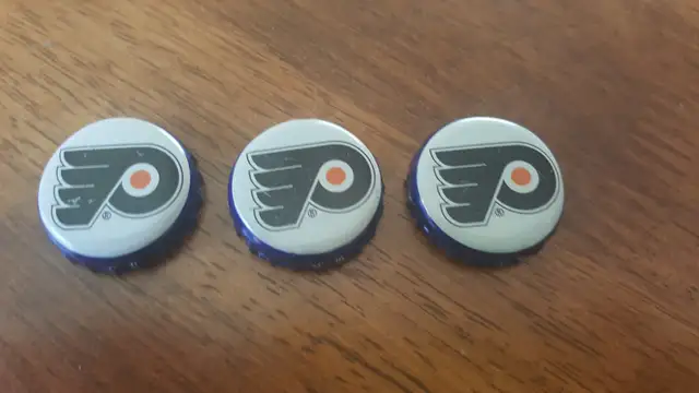 Philadelphia Flyers NHL Logo Beer Caps (3)63848995284483120
