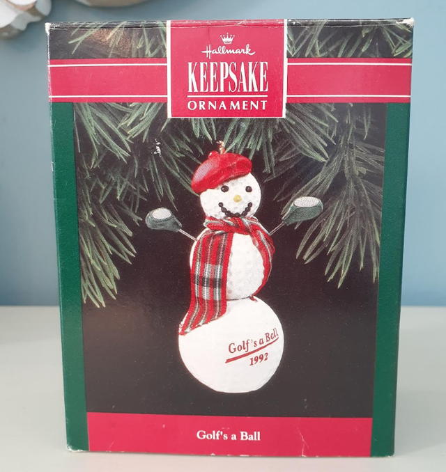 1992 Hallmark Keepsake Ornament Golf's A Ball - golfball snowman in Arts & Collectibles in Markham / York Region - Image 5