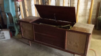 classic Stereo _ Record Player Console