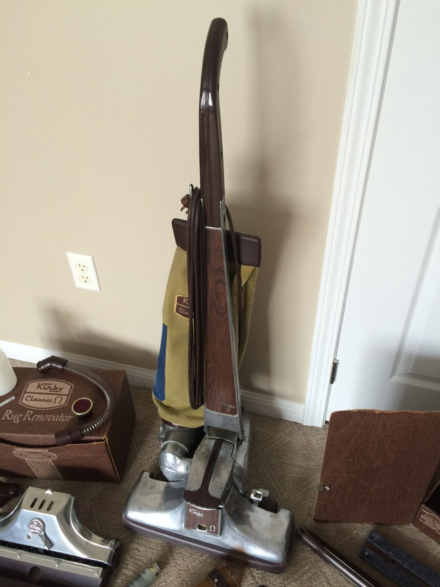 Vintage KIRBY CLASSIC OMEGA 1-CB Vacuum Cleaner & Rug Shampoo in Vacuums in Cambridge - Image 4