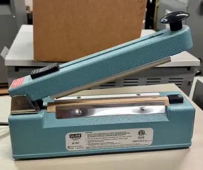 Tabletop Impulse Sealer with Cutter - 8" Model: H-161 Seal L x W: 8 x 1/16" MAX. Seal thickness: 8 m...