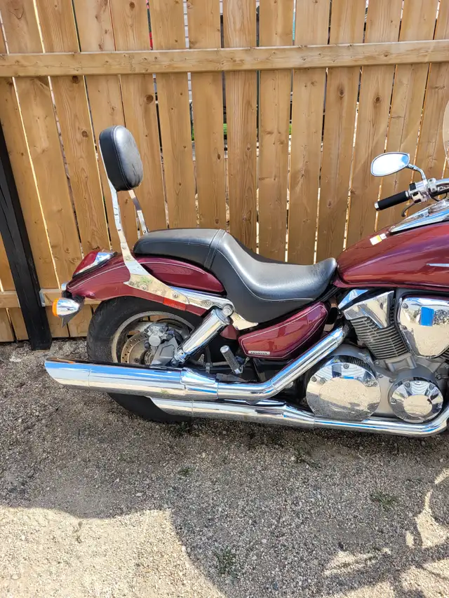 2006 Honda Cruiser/touring in Street, Cruisers & Choppers in Regina - Image 3