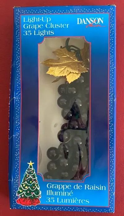 Light-up Grape Cluster 35 lights, View more