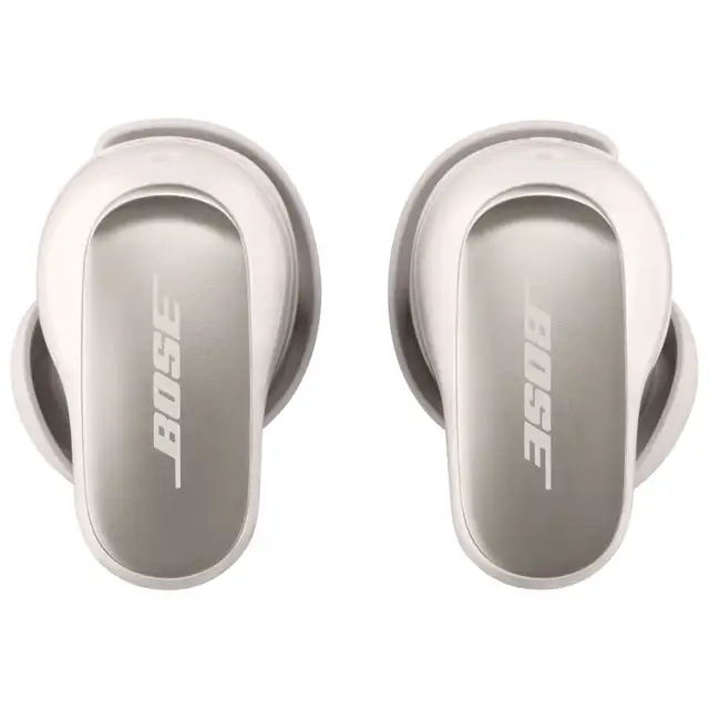 Bose QuietComfort Ultra In-Ear Noise Cancelling  in Headphones in Mississauga / Peel Region - Image 7