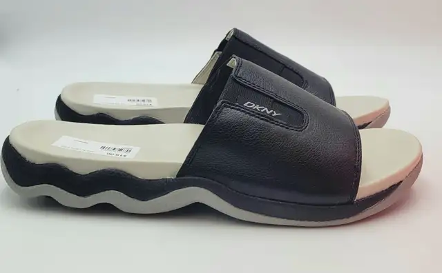 DKNY Ledge  Women's Size 8US Leather Slides - Black & Grey in Women's - Shoes in Windsor Region - Image 4