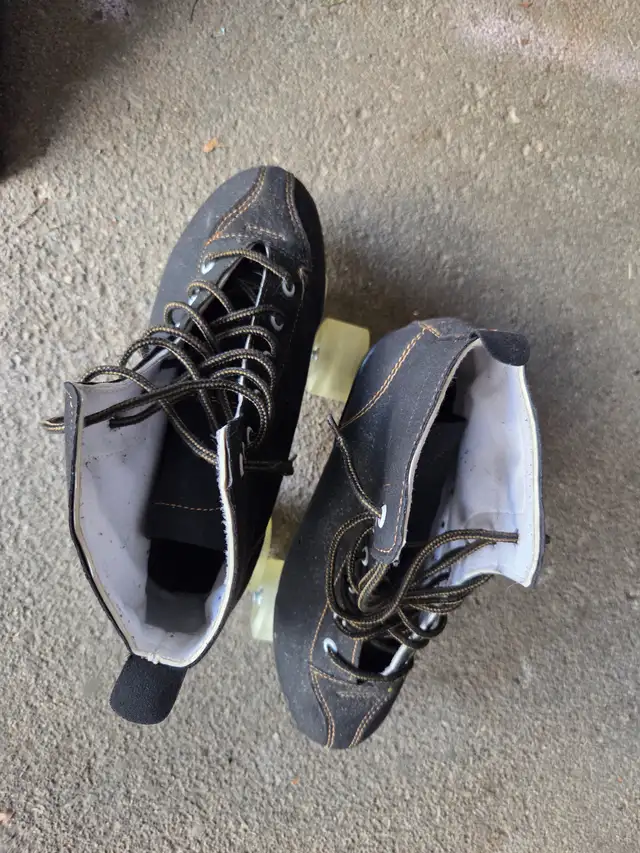 Roller Skates in Skates & Blades in Kitchener / Waterloo - Image 3