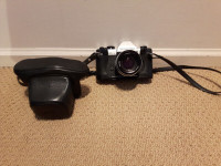 Rollei Rolleiflex SL35 camera with Carl Zeiss Planar 50mm 1.8 Ge