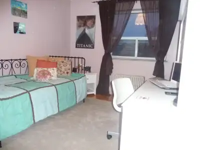 I have a room available for FEMALE student or employee. The room has a single size bed, has a chair,...