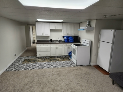2 bedroom basement suite for 1350$ rent 1350$ (One month rent) damage deposit Utilities (Heat + Wate...