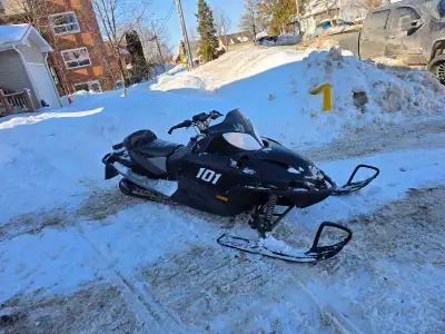Runs great zero issues Rebuilt last winter by reputable shop as well as whole sled gone threw. 12,00...