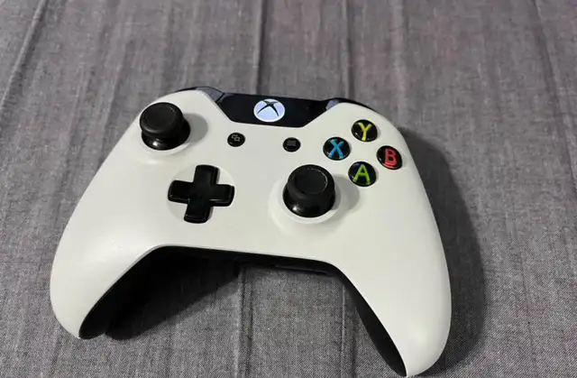 Microsoft Xbox One Wireless Controller 65048392096515120